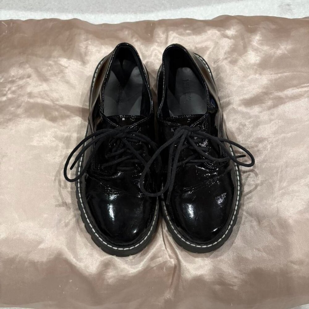 Forever 21 Women's Black Loafers